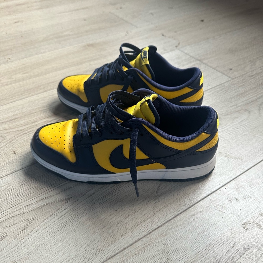 Michigan dunks